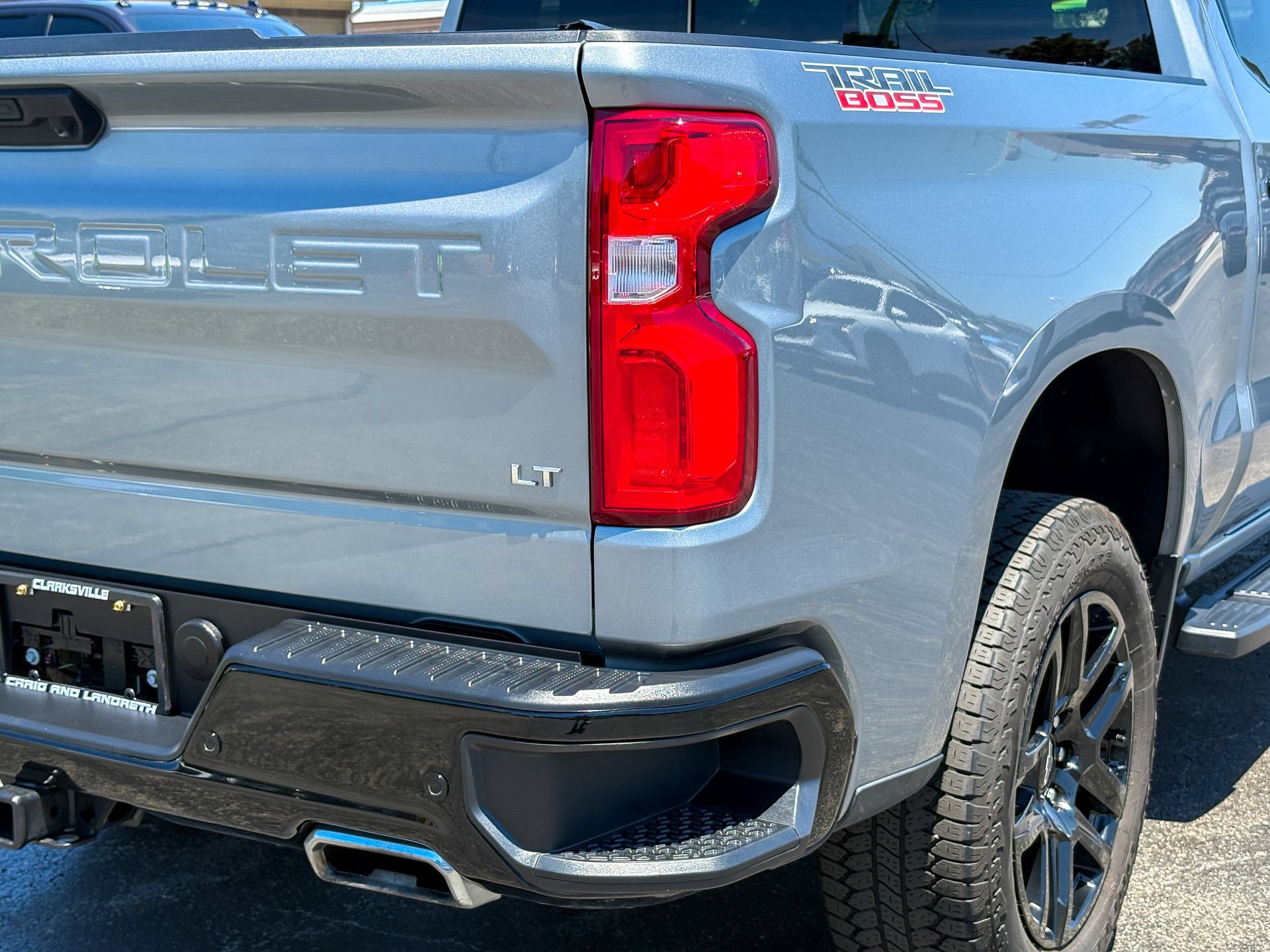 Used 2025 Chevrolet Silverado 1500 LT Trail Boss w/ LT Trail Boss Premium Package AWD/4WD image 20