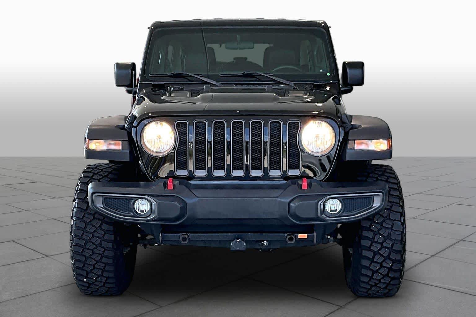 Used 2018 Jeep Wrangler Unlimited Rubicon AWD/4WD image 3
