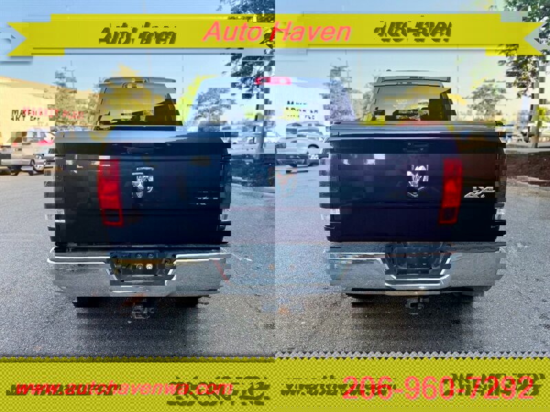 Used 2018 RAM 1500 ST w/ SXT Appearance Group image 7