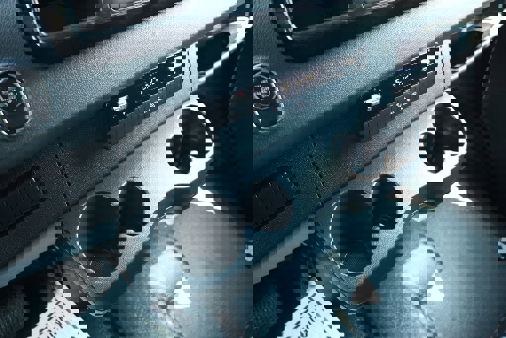 Used 2025 Mercedes-Benz Sprinter 2500 image 14