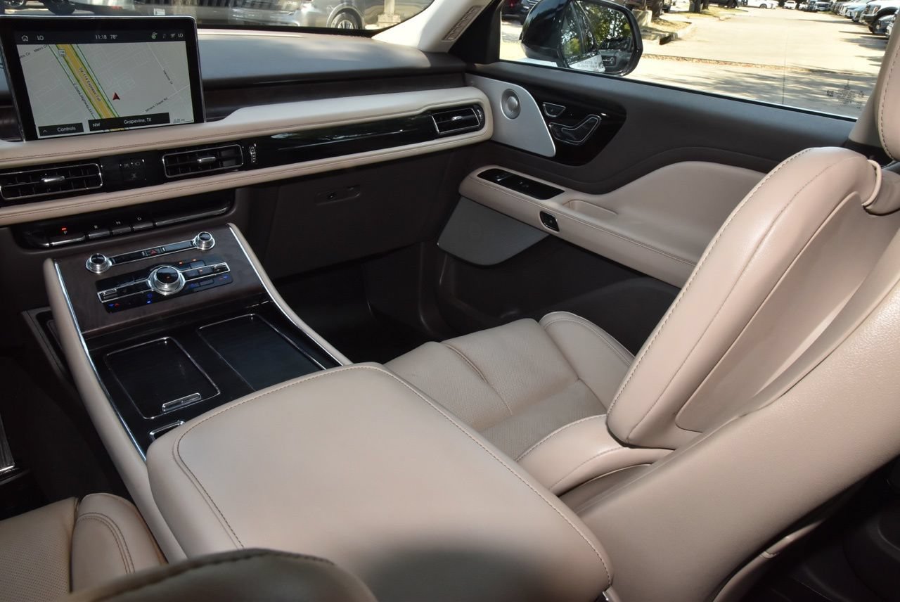 Used 2022 Lincoln Aviator Reserve w/ Equipment Group 201A AWD/4WD image 18