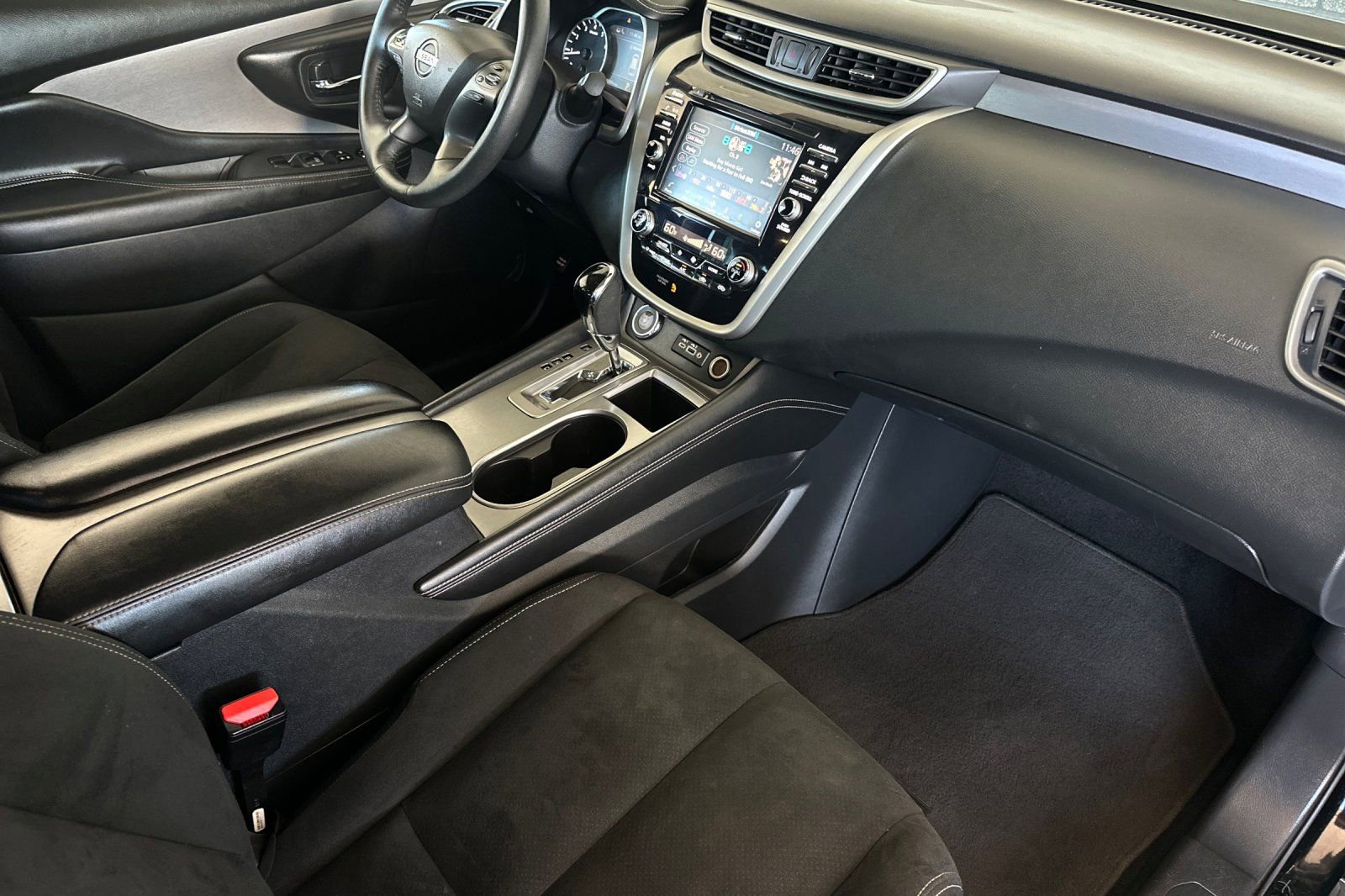 Used 2021 Nissan Murano SV image 15