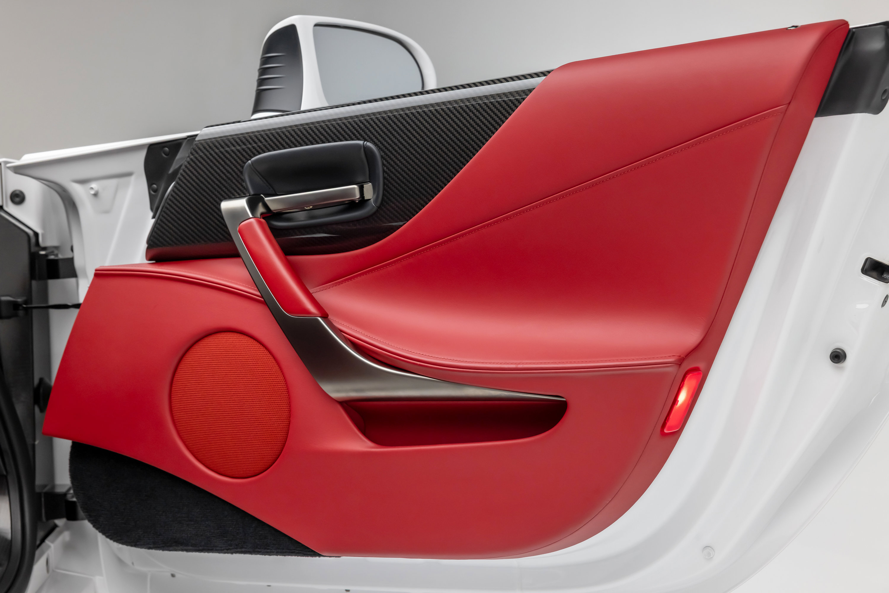 Used 2012 Lexus LFA RWD image 64