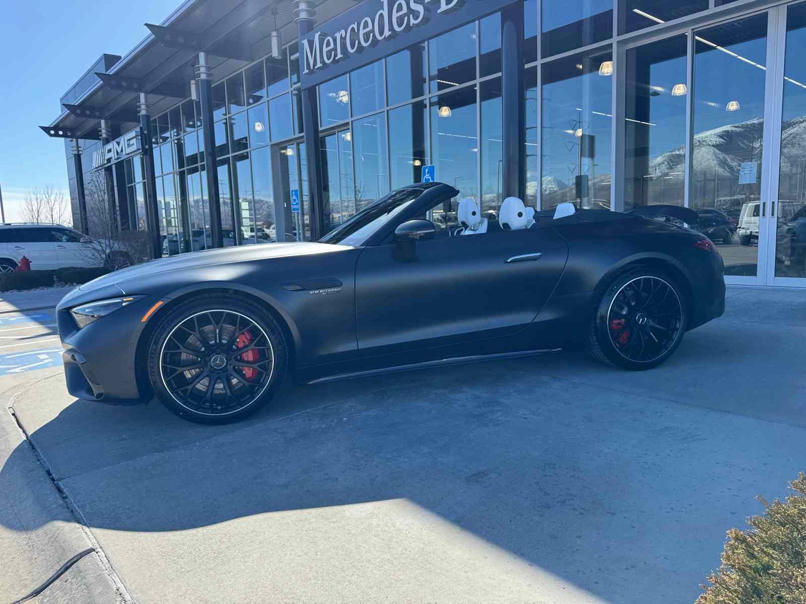 New 2025 Mercedes-Benz SL 55 AMG 4MATIC image 3