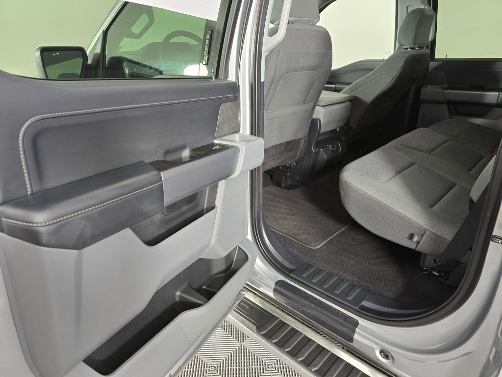 Used 2024 Ford F150 XLT w/ Tow/Haul Package image 33