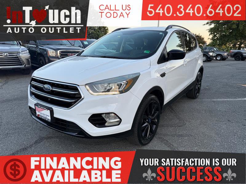 Used 2017 Ford Escape SE w/ SE Sport Appearance Package