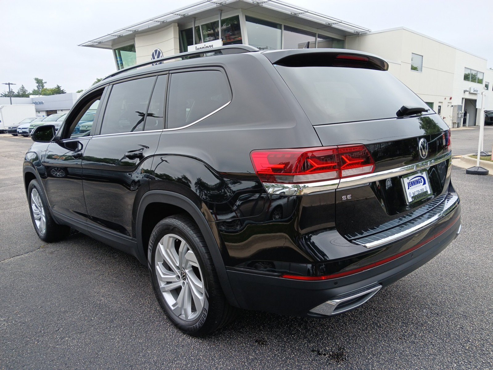 Certified 2023 Volkswagen Atlas SE AWD/4WD image 5