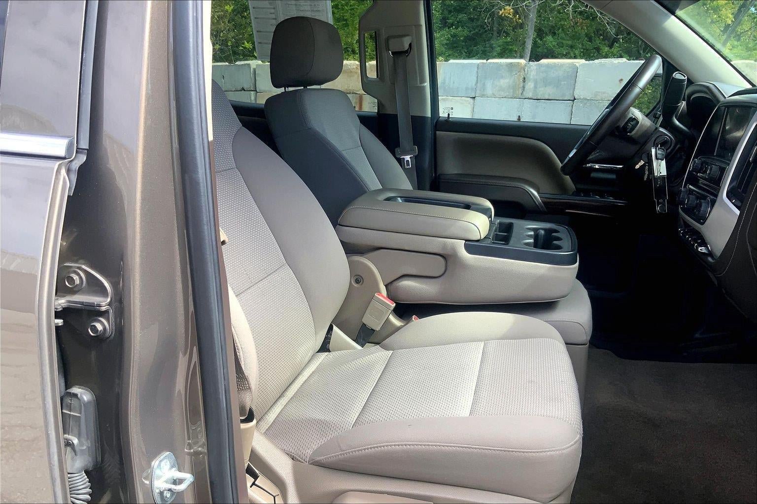 Used 2014 GMC Sierra 1500 SLE w/ SLE Value Package AWD/4WD image 7