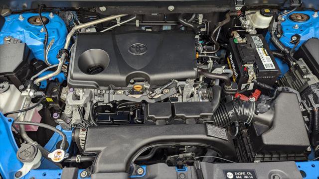 Used 2019 Toyota RAV4 LE image 30
