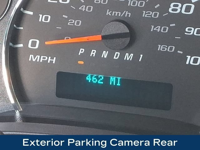 Used 2026 Chevrolet Express 3500 w/ Driver Convenience Package RWD image 8