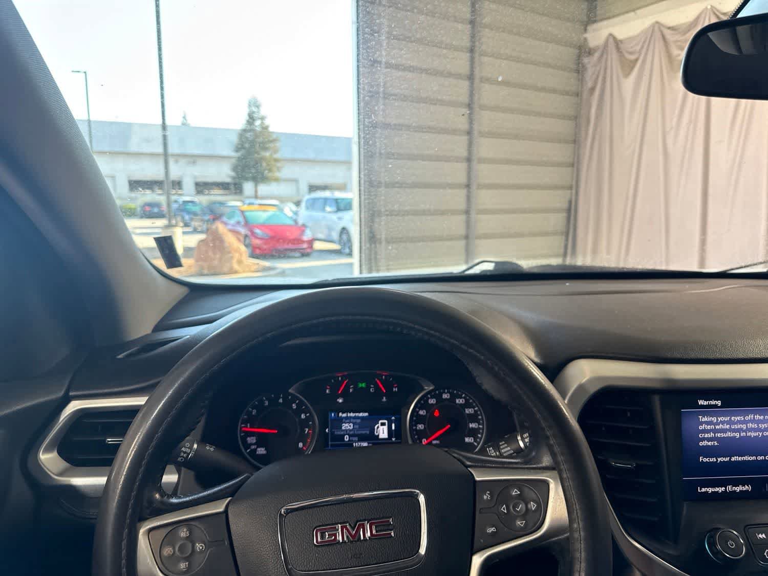 Used 2020 GMC Acadia SLE FWD image 25
