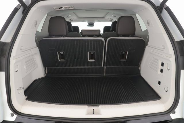 Used 2025 GMC Acadia Denali w/ Super Cruise Package image 31