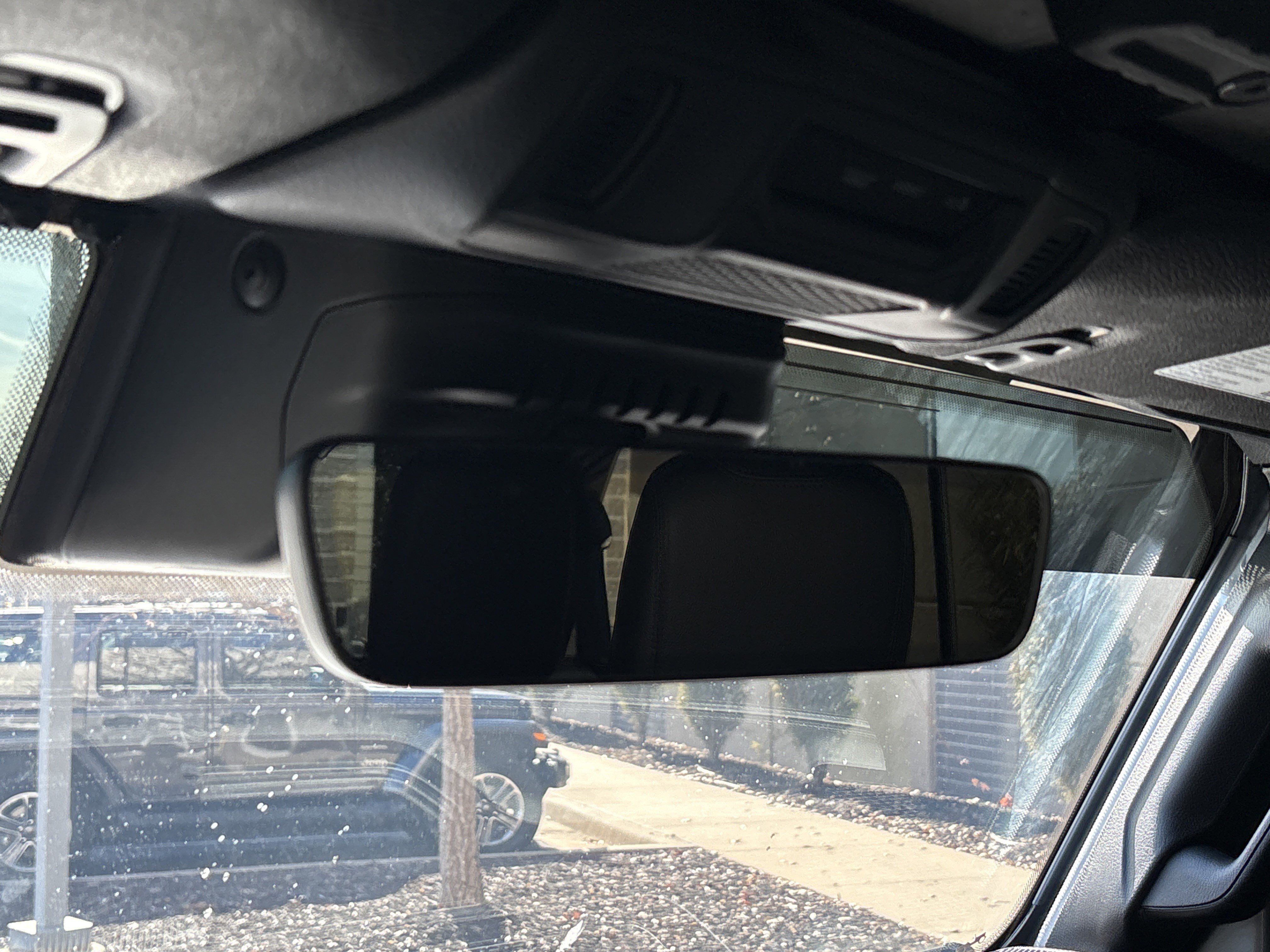 Used 2024 Jeep Wrangler Unlimited Sahara w/ Technology Group image 27