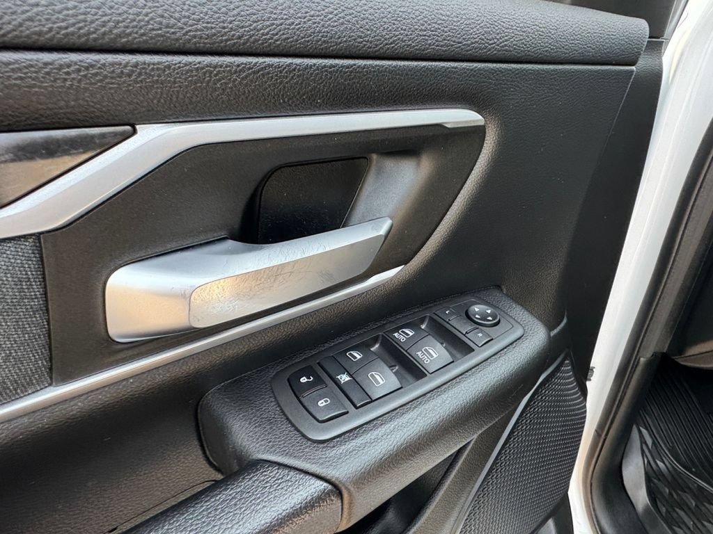 Used 2022 RAM 1500 Big Horn AWD/4WD image 19