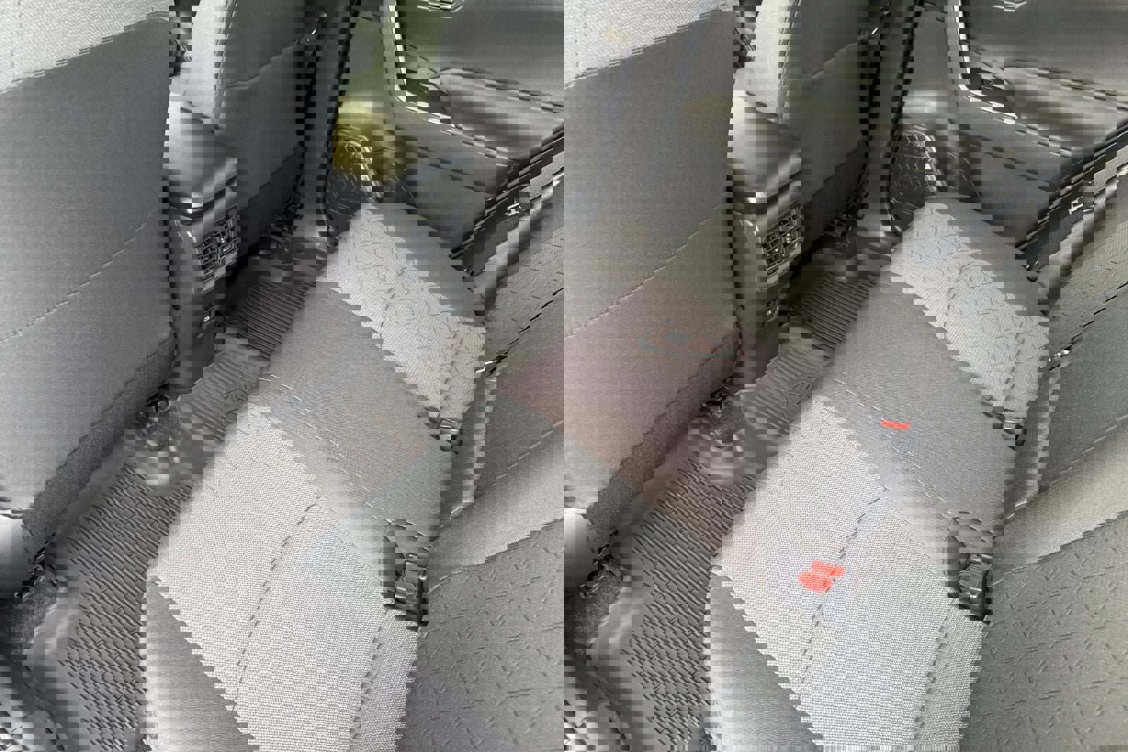 New 2025 Toyota RAV4 XLE image 14