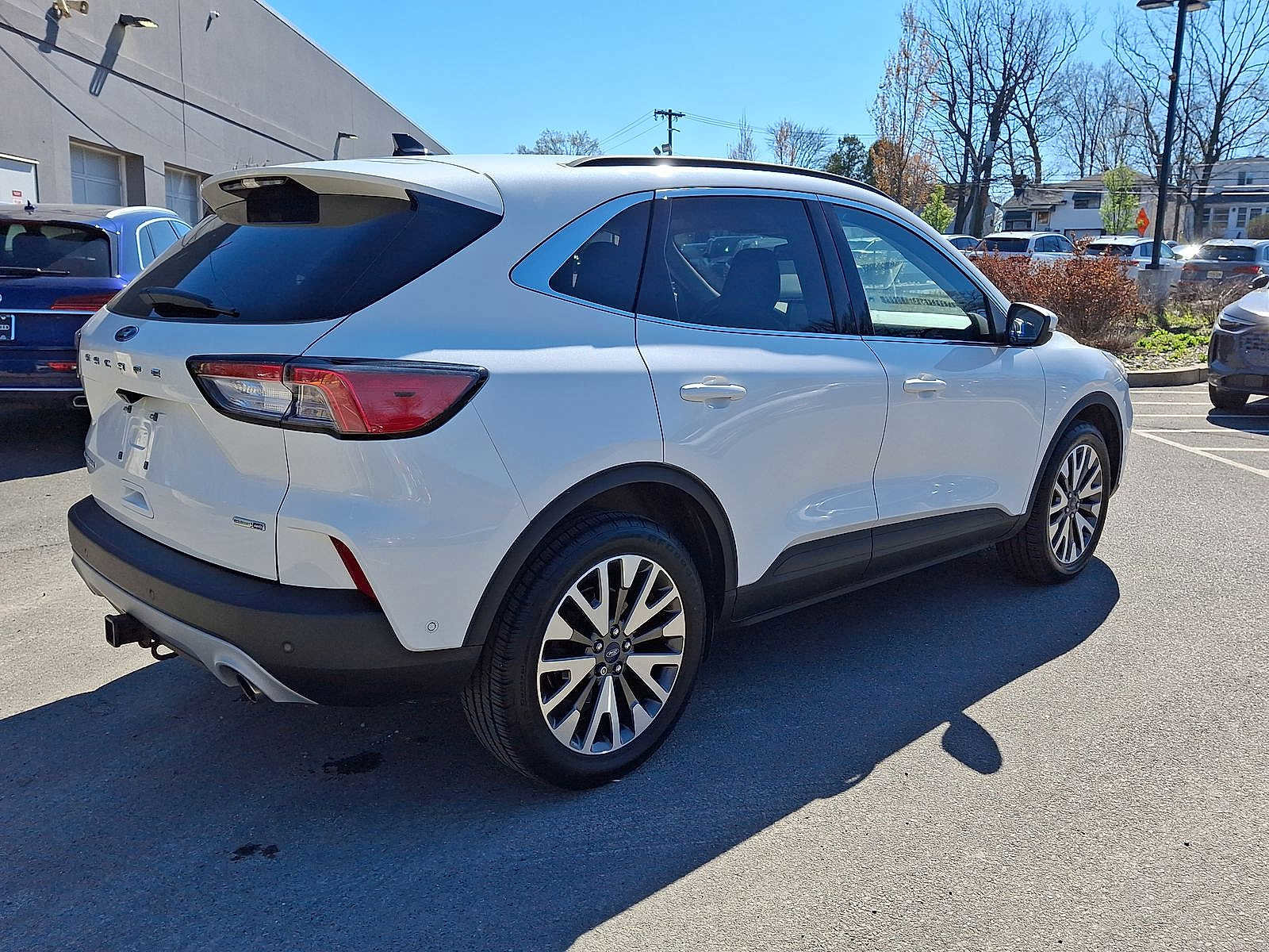 Used 2020 Ford Escape Titanium image 25
