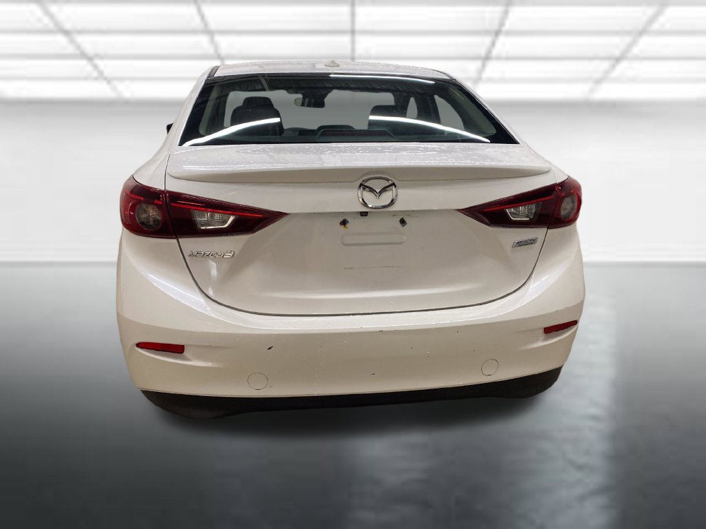 Used 2018 MAZDA MAZDA3 Touring FWD image 6