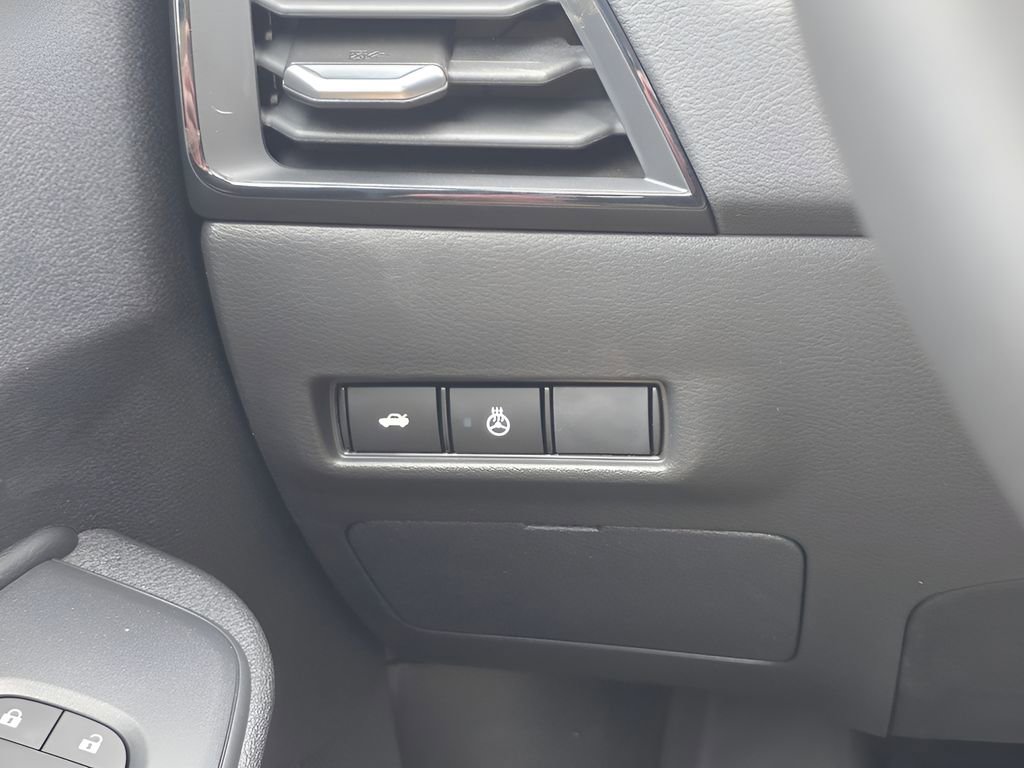 New 2026 Nissan Sentra SV image 19