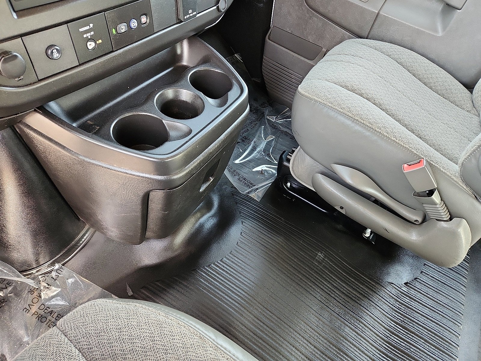 Used 2020 GMC Savana 2500 w/ Driver Convenience Package image 17