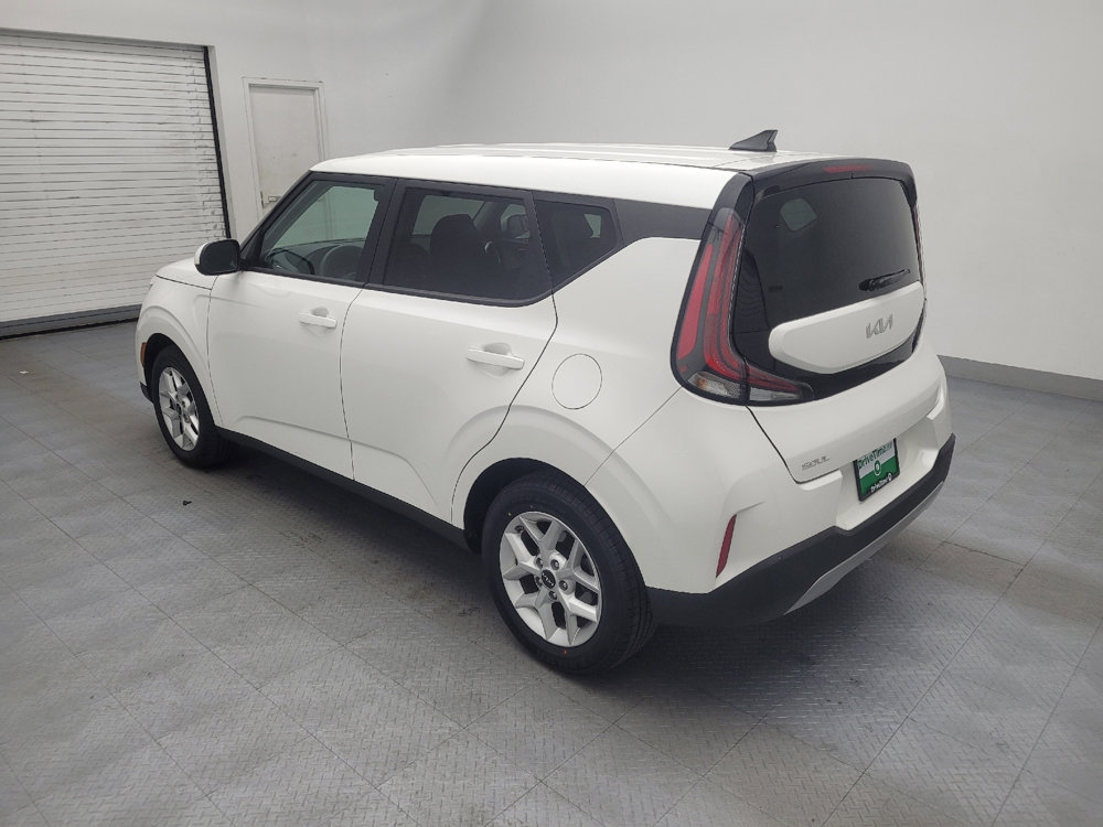 Used 2024 Kia Soul LX w/ Option Group 015 image 3