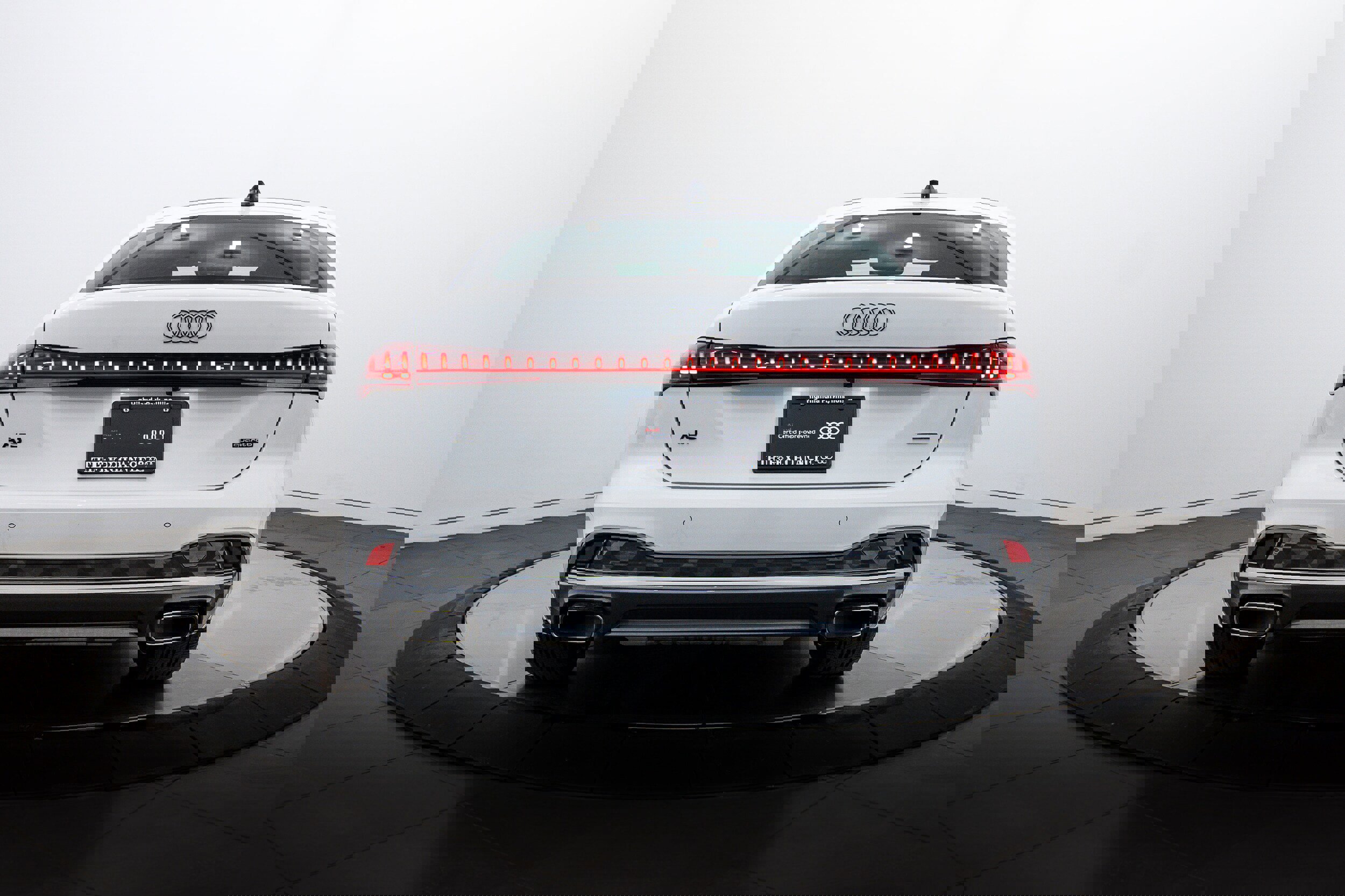 Certified 2025 Audi A5 2.0T Premium w/ Convenience Package image 20