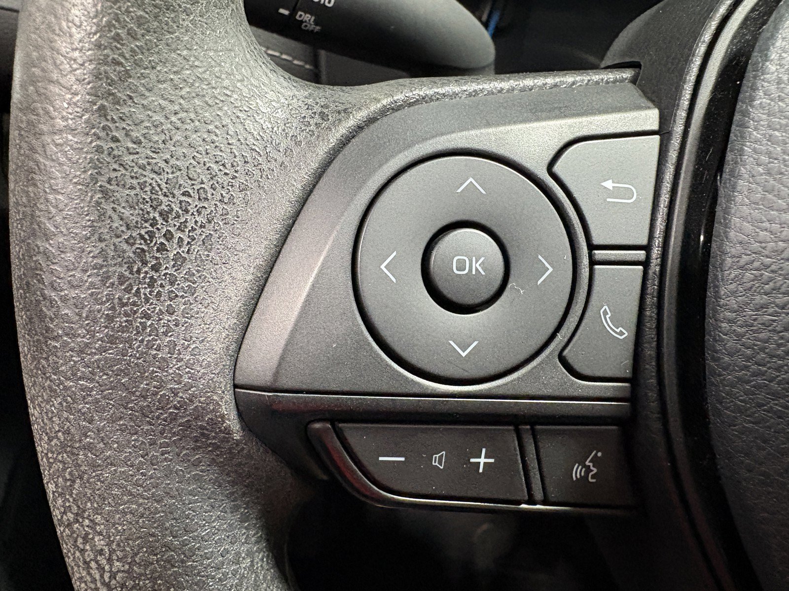 Used 2024 Toyota RAV4 XLE w/ Convenience Package AWD/4WD image 18