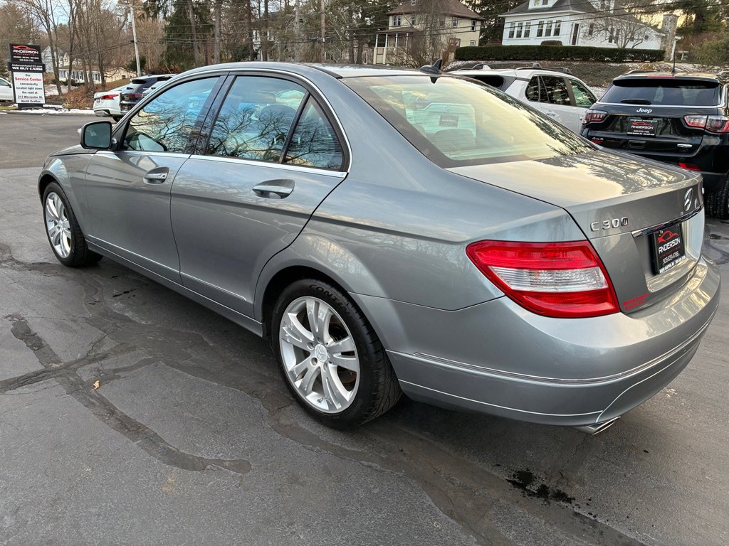 Used 2008 Mercedes-Benz C 300 4MATIC Sedan image 9