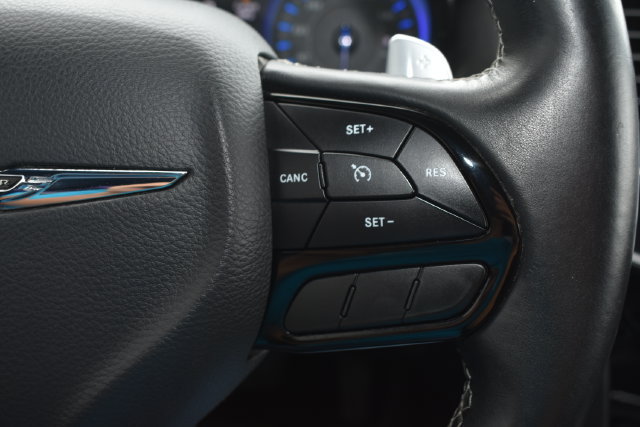 Used 2017 Chrysler 300 S RWD image 24