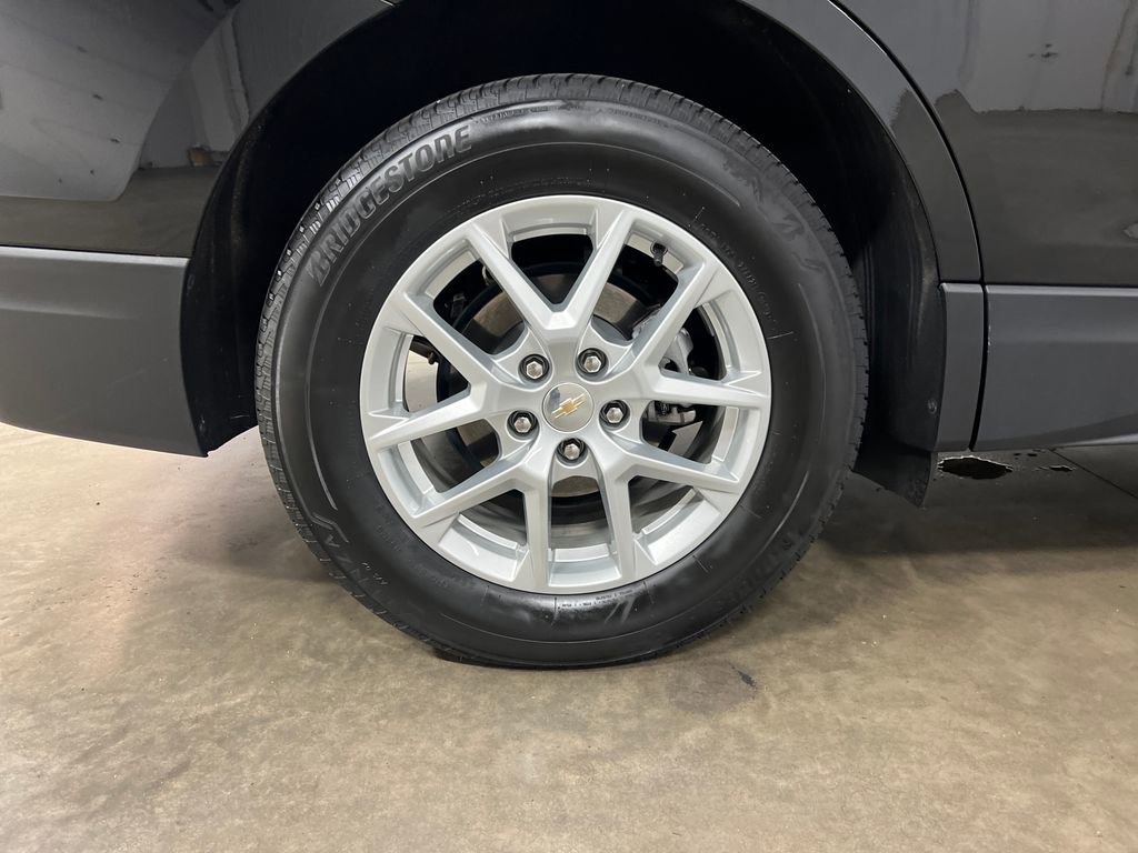 Used 2023 Chevrolet Equinox LT AWD/4WD image 10