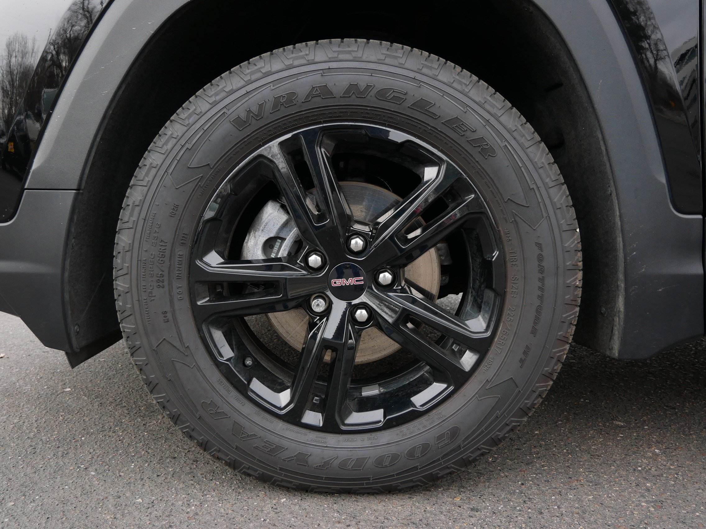 Used 2023 GMC Terrain AT4 w/ LPO, Floor Liner Package image 15