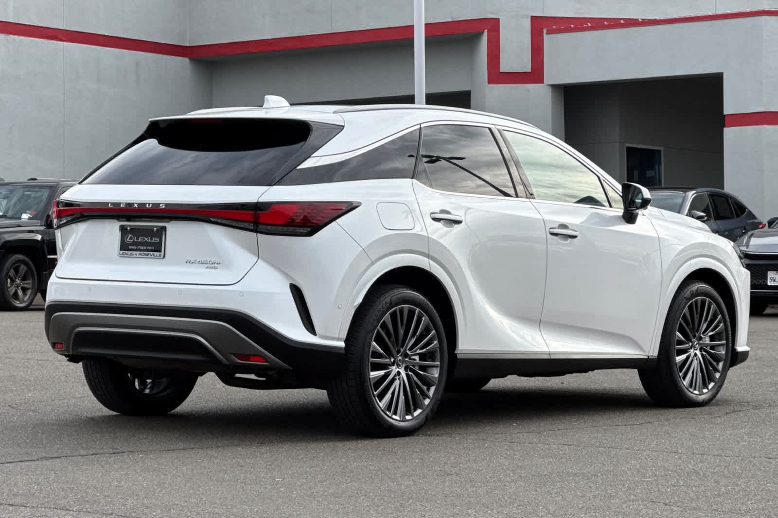 Certified 2025 Lexus RX 450h AWD w/ Luxury Package image 2