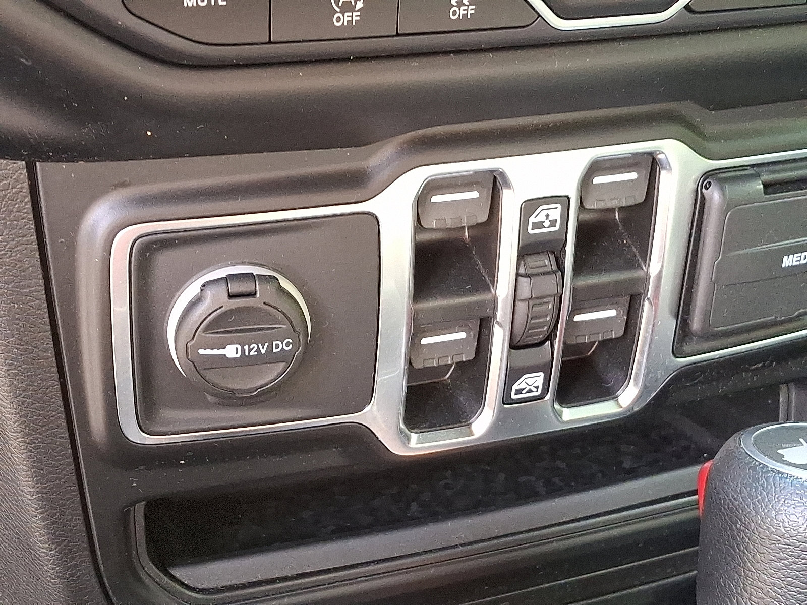 Certified 2021 Jeep Wrangler Unlimited Sport AWD/4WD image 23