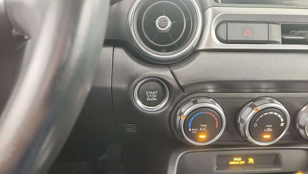 Used 2018 FIAT 124 Spider Classica RWD image 20