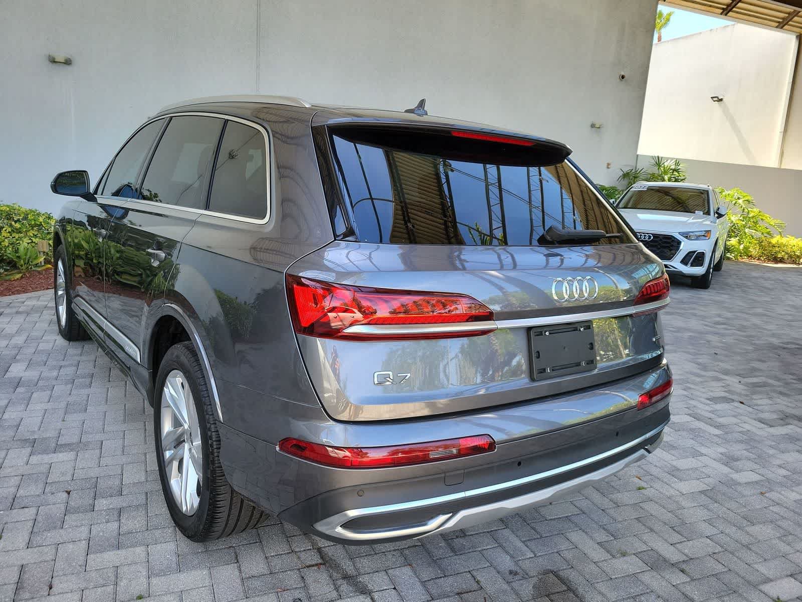 Used 2023 Audi Q7 3.0T Premium AWD/4WD image 12