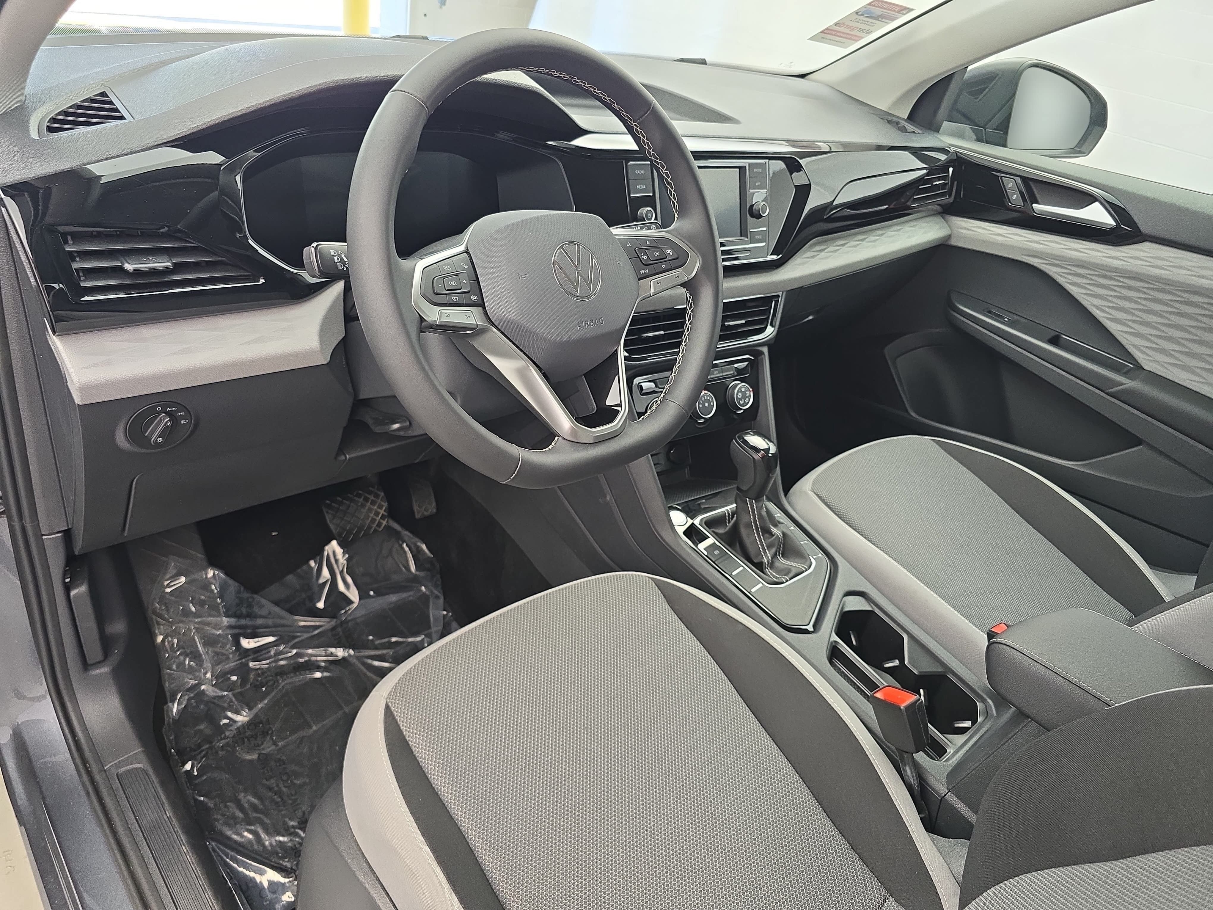 Certified 2023 Volkswagen Taos S FWD image 15