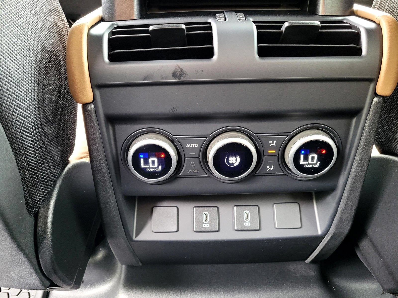 New 2026 Land Rover Defender 110 X AWD/4WD image 16