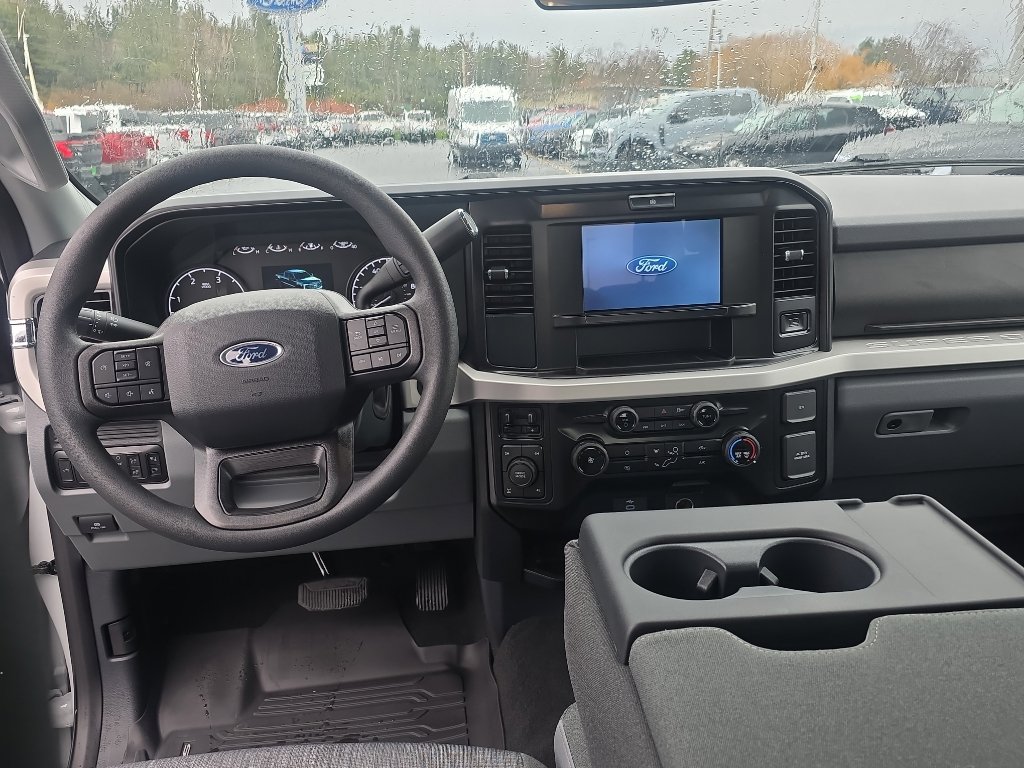New 2026 Ford F350 XLT image 15