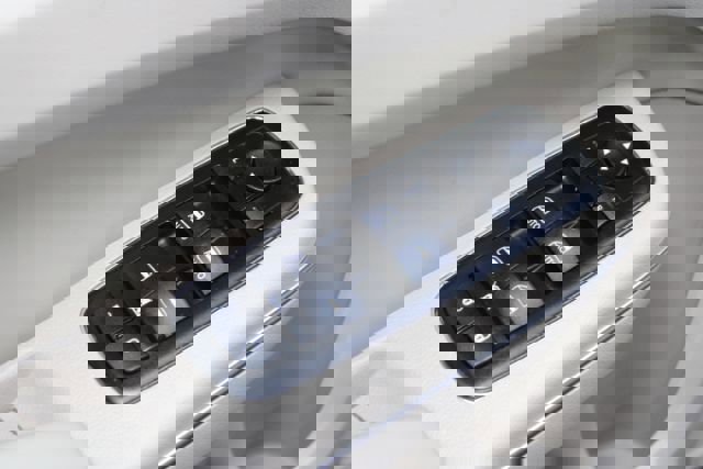 Used 2014 Chrysler 300 C w/ Light Group image 12