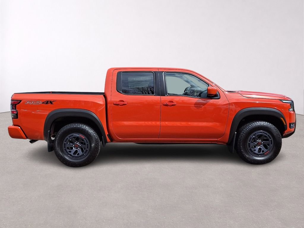 Used 2025 Nissan Frontier PRO-4X w/ Interior Protection Package image 8