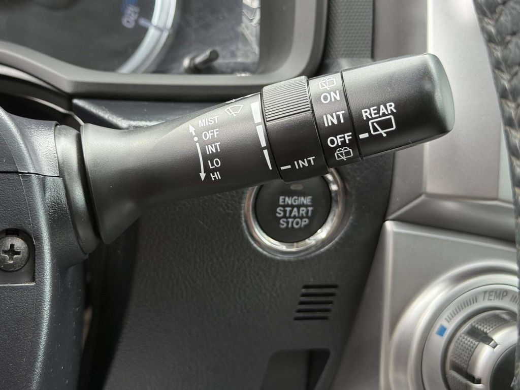Used 2019 Toyota 4Runner Limited AWD/4WD image 26