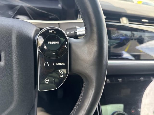 Used 2020 Land Rover Range Rover Evoque SE AWD/4WD image 32