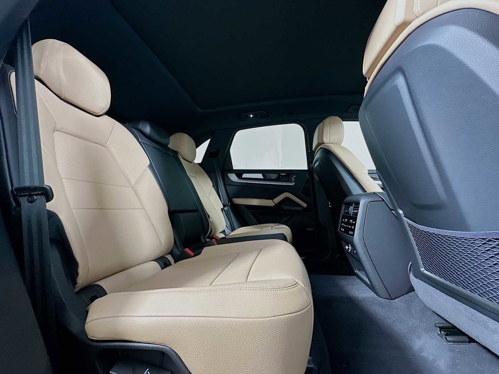 New 2026 Porsche Cayenne image 27