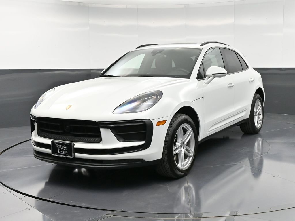 Certified 2022 Porsche Macan