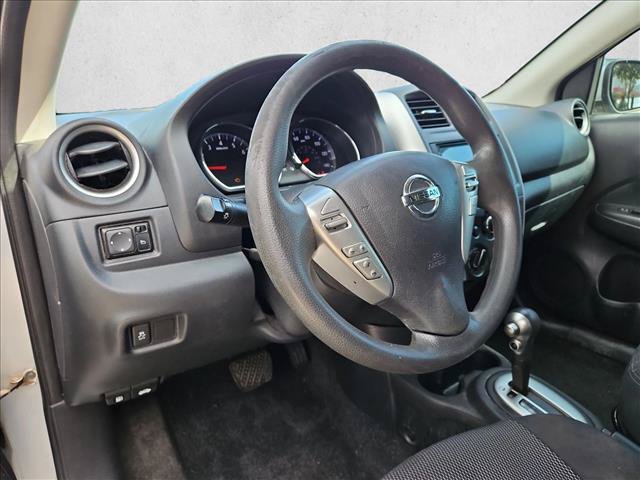 Used 2018 Nissan Versa SV FWD image 9