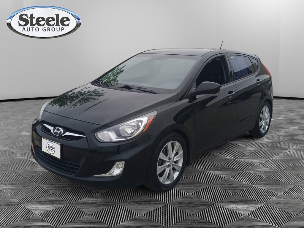 Used 2012 Hyundai Accent SE