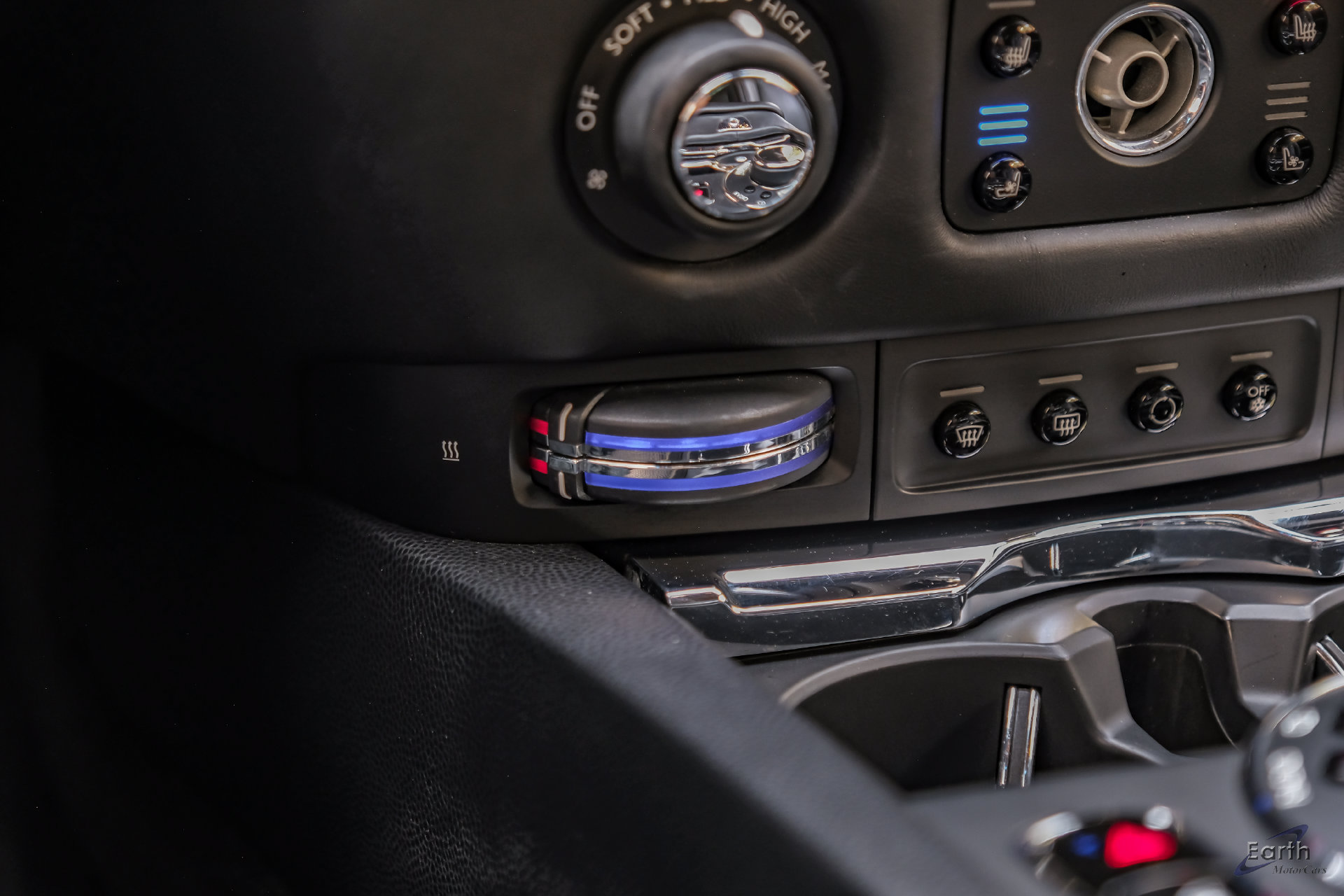 Used 2016 Rolls-Royce Wraith RWD image 68