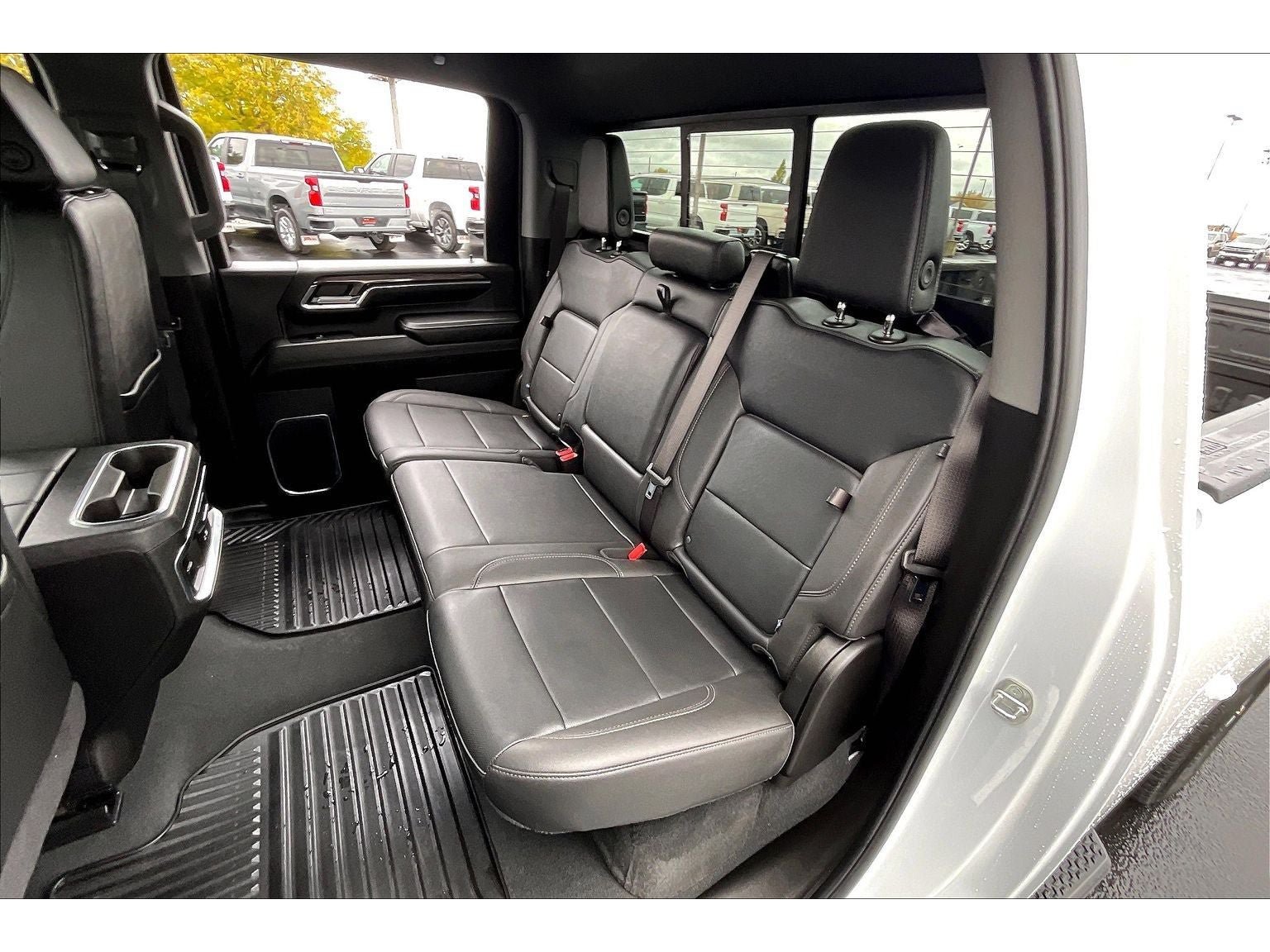 Used 2024 Chevrolet Silverado 3500 LTZ w/ LTZ Plus Package AWD/4WD image 27