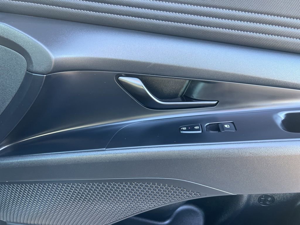 Used 2025 Hyundai Elantra Sport w/ Cargo Package FWD image 35
