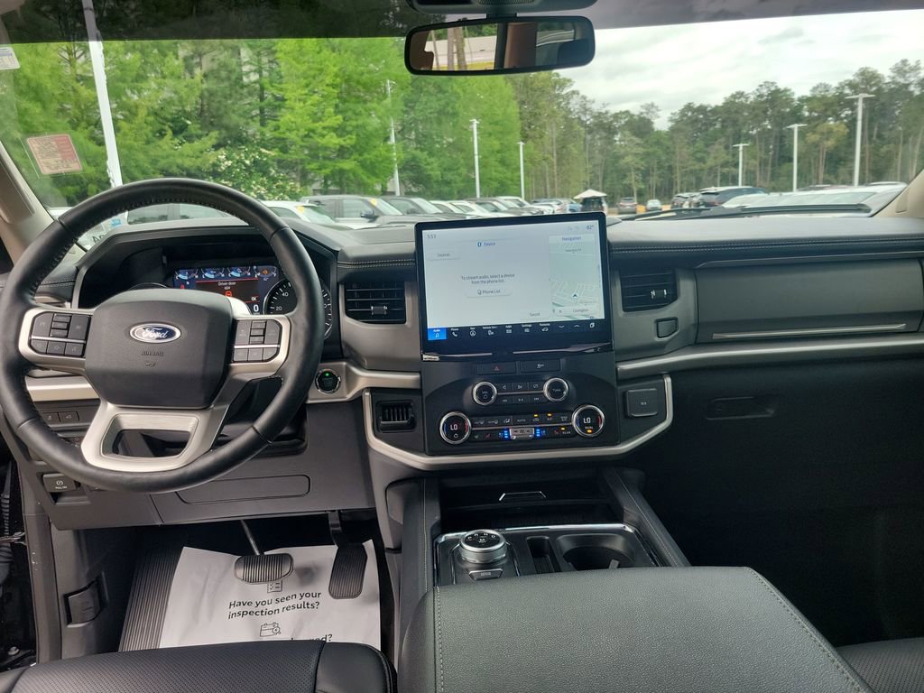 Used 2023 Ford Expedition XLT RWD image 19