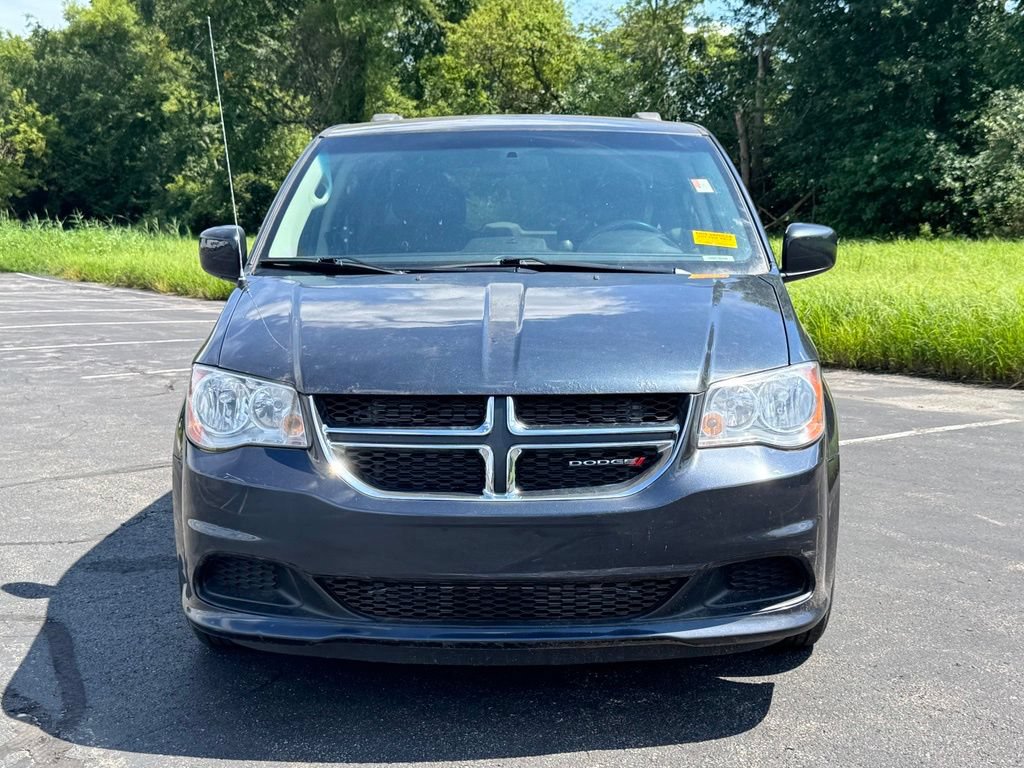 Used 2013 Dodge Grand Caravan SXT FWD image 2